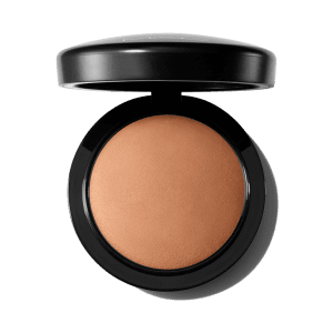 MAC Mineralize Skinfinish Natural